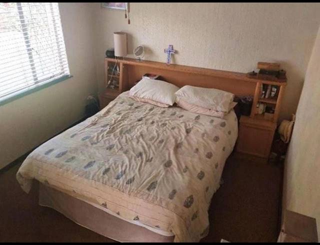 3 BEDROOM HOUSE FOR SALE IN VAN RIEBEECK PARK